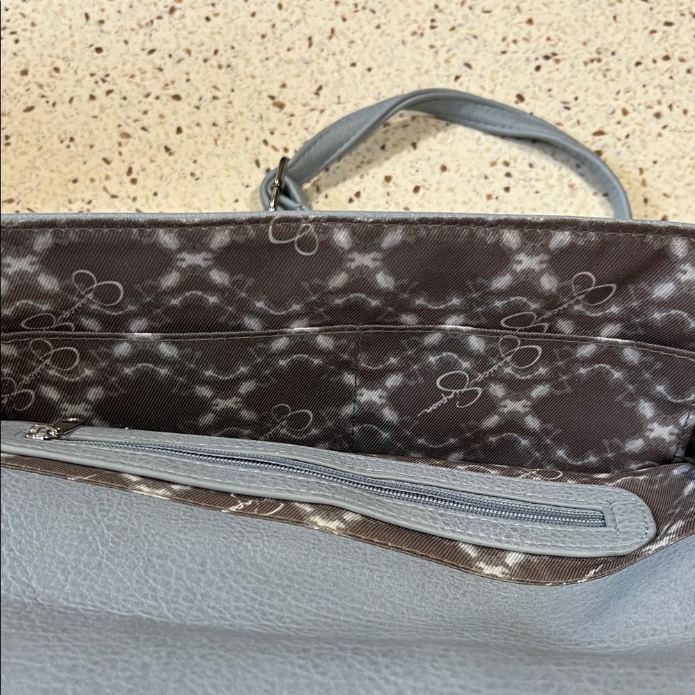 Jessica Simpson Light Blue 2 in 1 crossbody and clutch purse with Silver Accents - Picture 6 of 12